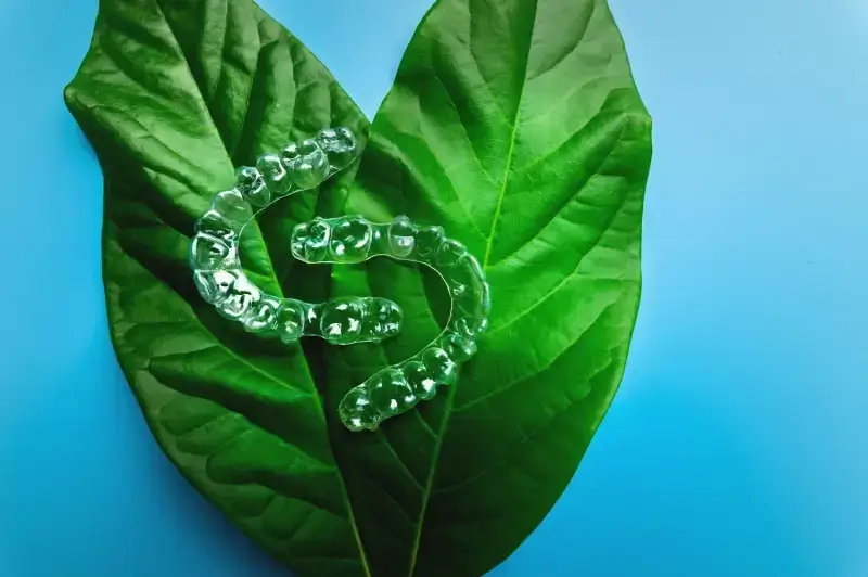 Czy leczenie Invisalign boli?